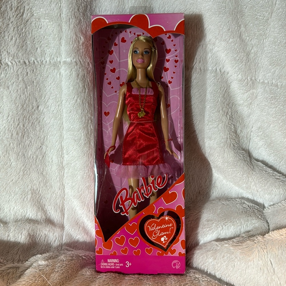 Mattel Barbie 2008 Valentine Glam